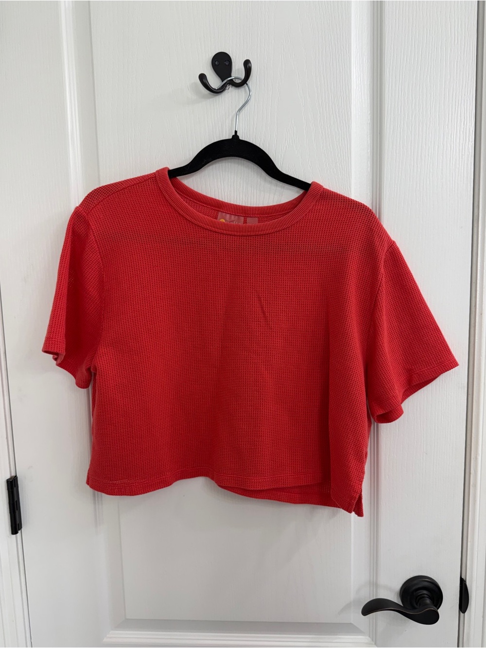 Zella Red Cropped Waffle-Knit Tee Women’s Size Medium